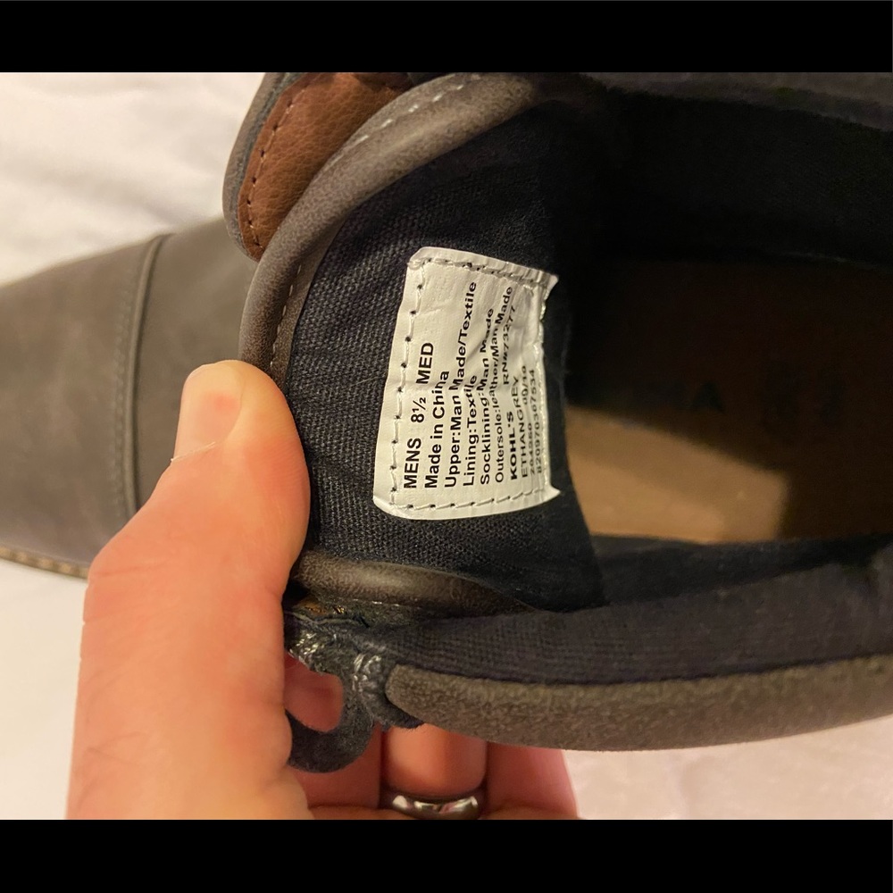 Men’s Gray boots size 8.5 US. Very Good Condition. - Picture 2 of 3